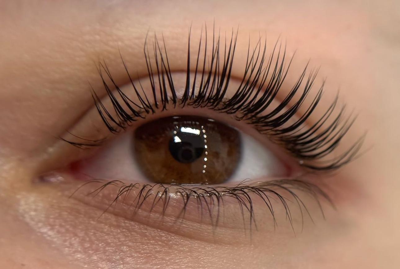Wimpernverlängerung Nachher – Beautybar Gersthofen